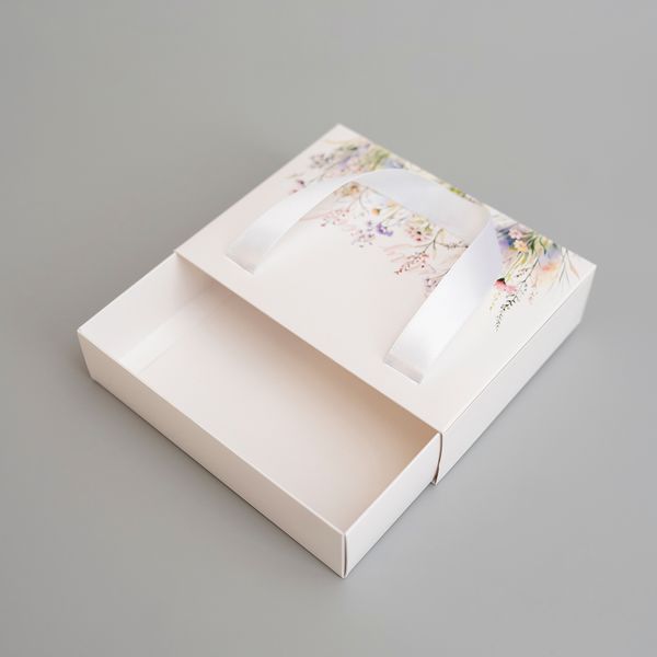 20х15х5 коробка-сумка біла "Sunny mood" 0050 фото