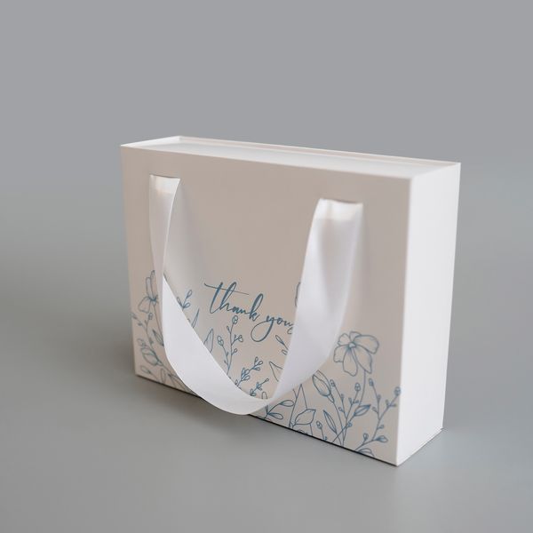 20х15х5 коробка-сумка белая "Thank you" цветочный принт №1 0046 фото